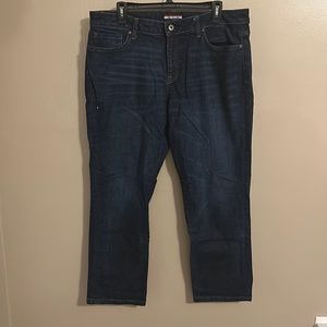 Tommy Hilfiger women’s straight leg jeans. size 14